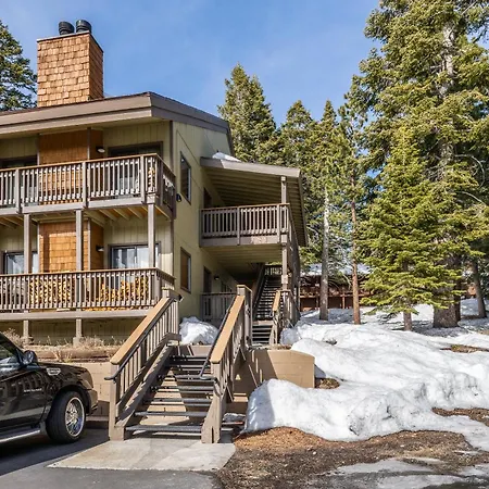 Hidden Valley Village #103 Nicely Updated 1 Bedroom 1 Bathroom Condo Short 10 Min Walk From Village